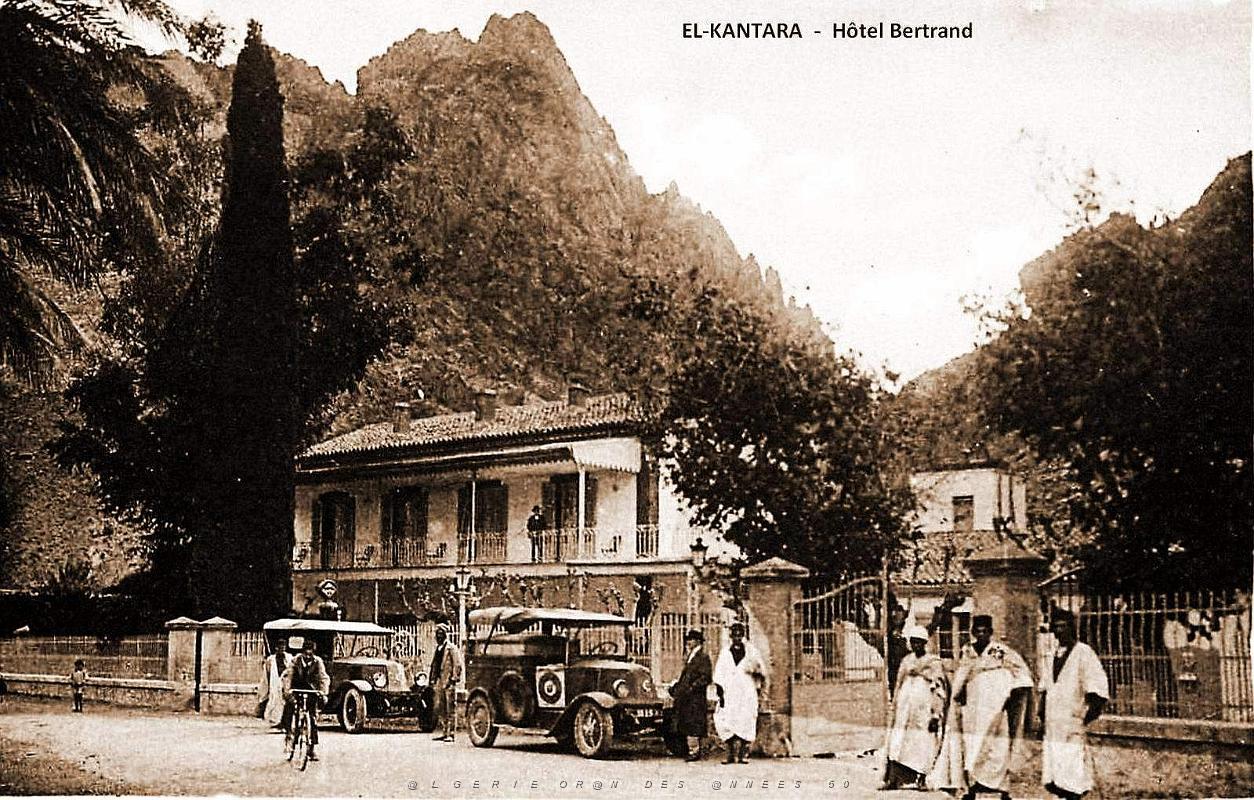 1590- El-Kantara - Hotel Bertrand et les Gorges.jpg